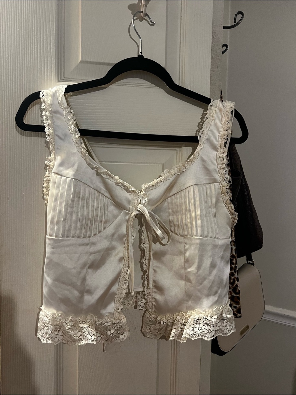 Forever 21 Cream Lace-Trim Tie-Front Camisole Size Medium